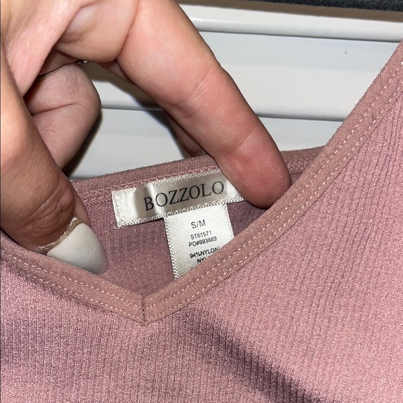 Bozzolo Dusty Pink Ribbed V-Neck Top - Picture 2 of 3